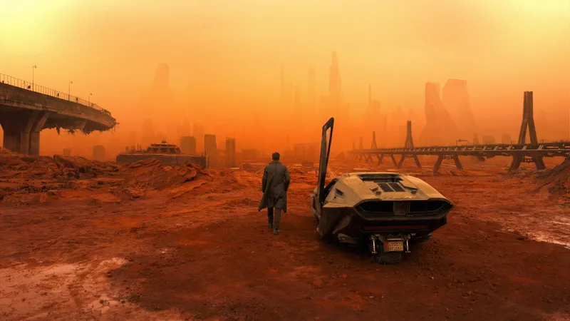 Кадр из фильма «Бегущий по лезвию 2049»