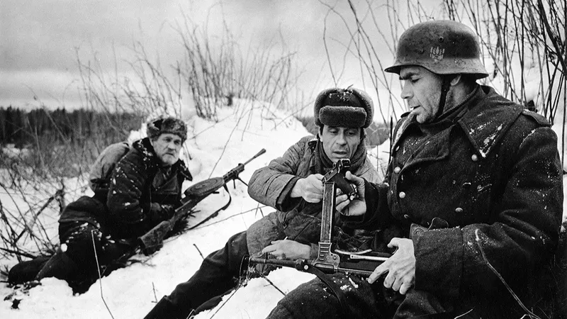 Кадр из фильма «Проверка на дорогах»
