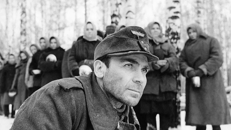 Кадр из фильма «Проверка на дорогах»